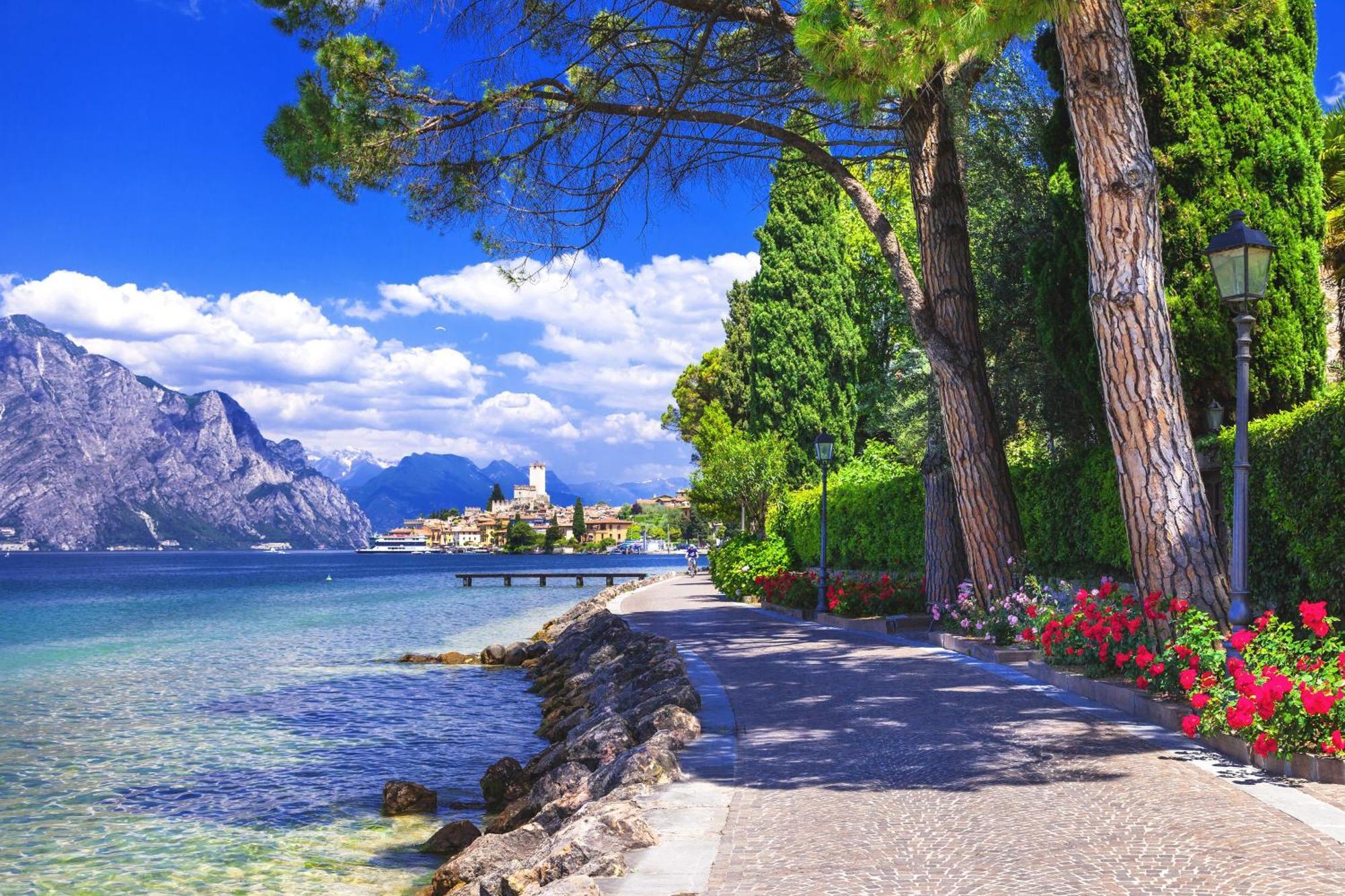 Appartamento Bianca Gemma - Happy Rentals Riva del Garda Exterior photo